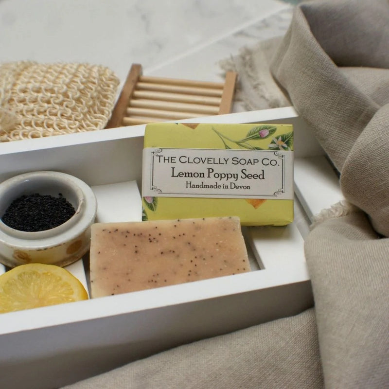 100g Handmade Clovelly Soap - Lemon & Poppyseed